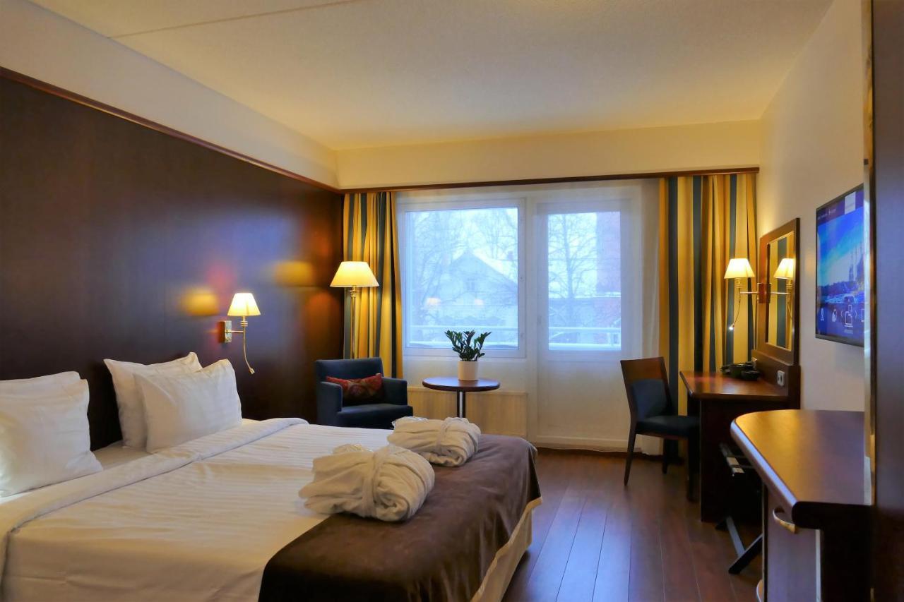 Hotel Kalliohovi Раума Экстерьер фото