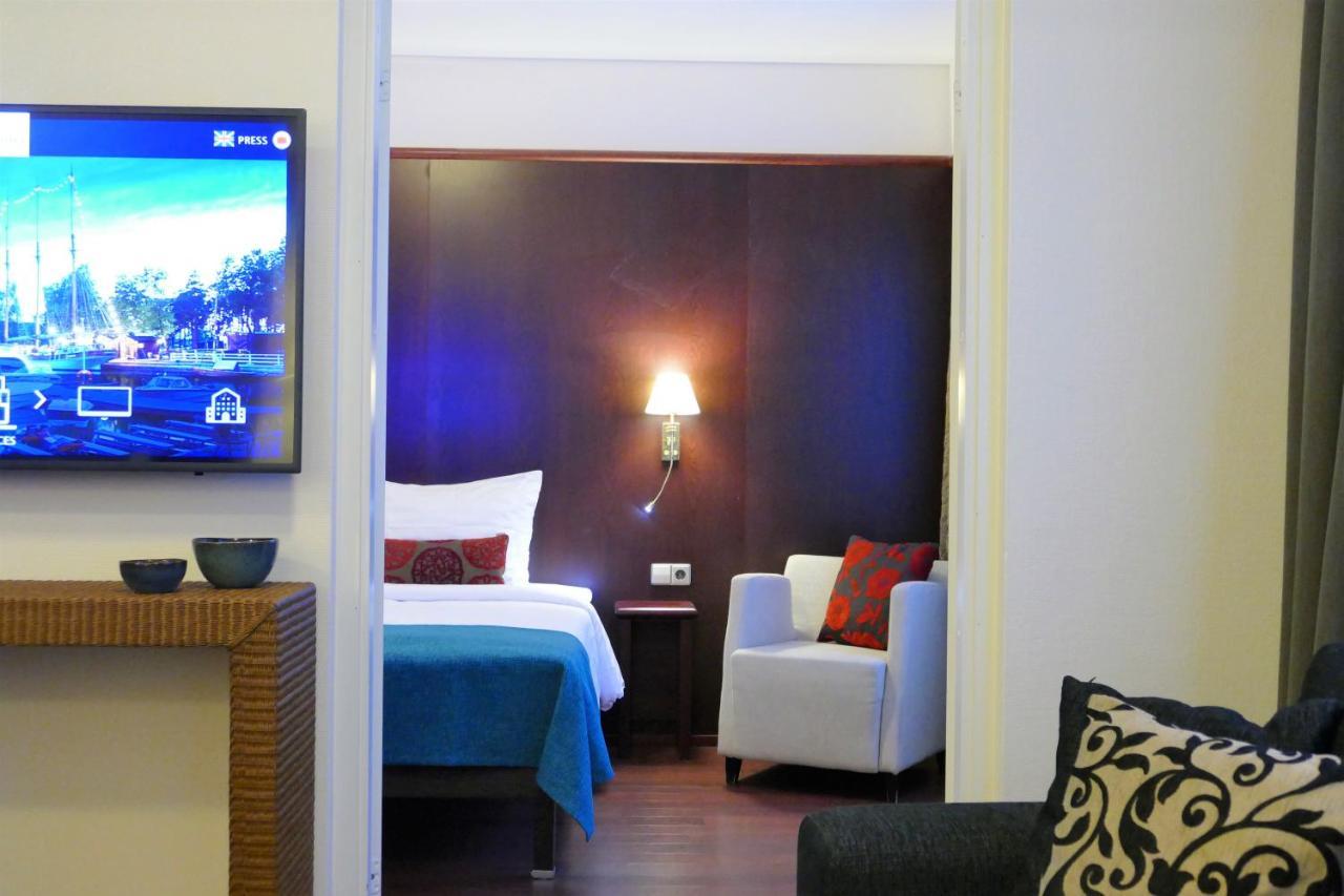 Hotel Kalliohovi Раума Экстерьер фото